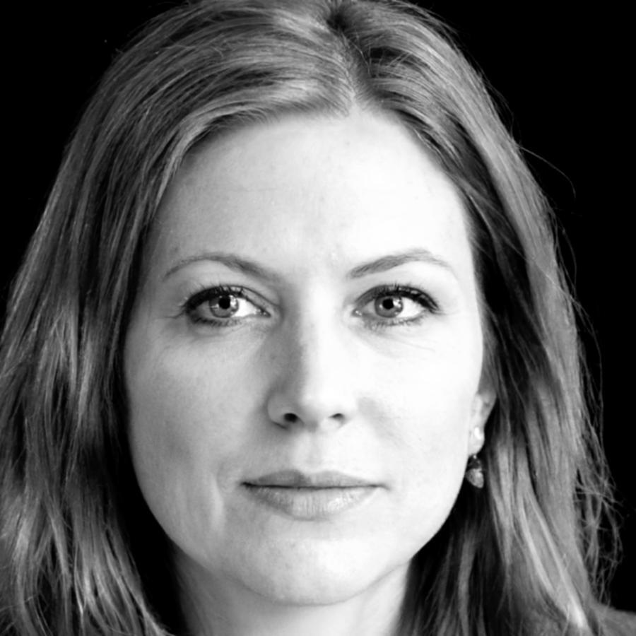 Portrait de Camille, entrepreneure diplômée de nos formations